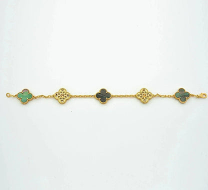 [Triumph Jewelry] CLOVER 5 MOTIF GRAY MOP BRACELET COLLECTION