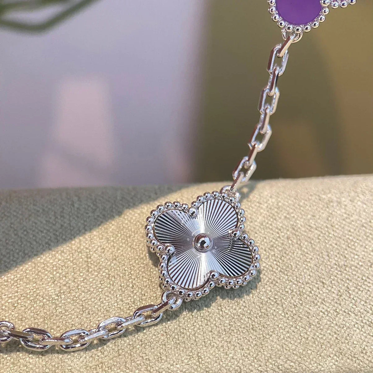 [Triumph Jewelry] CLOVER 5 MOTIF VIOLET BRACELET COLLECTION