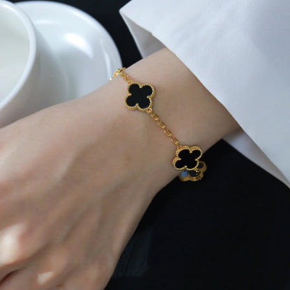 [Triumph Jewelry] CLOVER 5 MOTIF ONYXS BRACELET COLLECTION