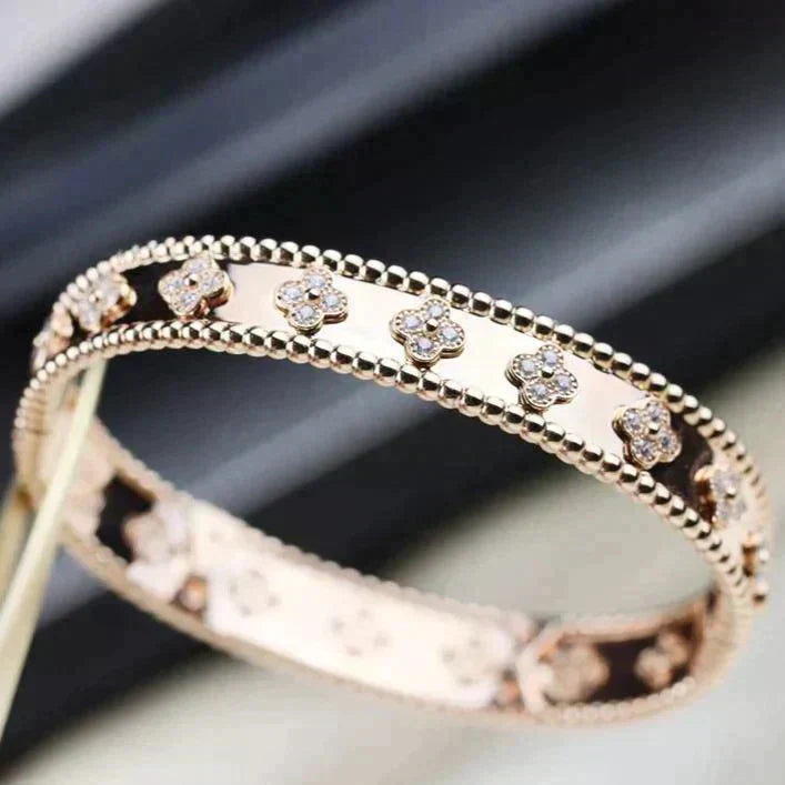 [Triumph Jewelry]CLOVER BRACELET 8MM DIAMONDS