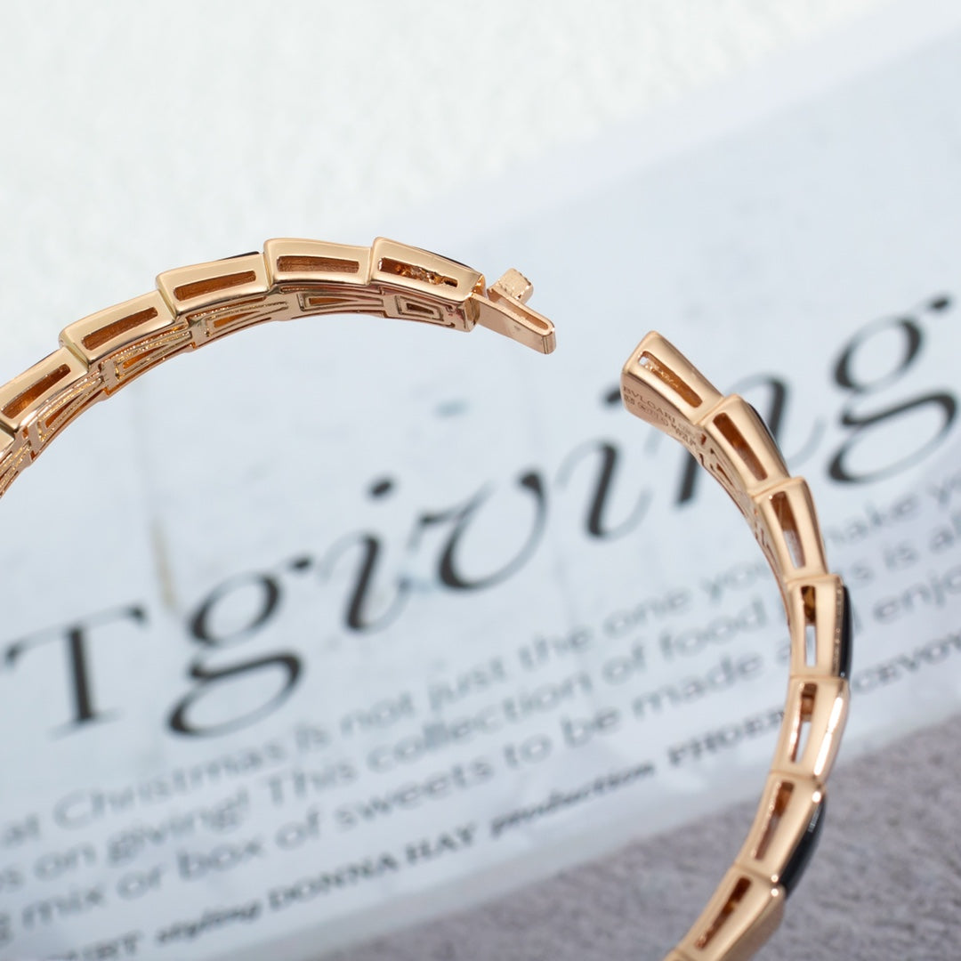 [Triumph Jewelry]SERPENTI BRACELET PINK GOLD ONYX