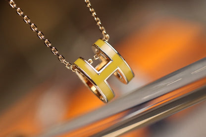 [Triumph Jewelry]POP H PEDANT PINK GOLD