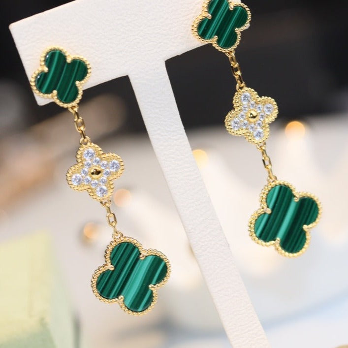 [Triumph Jewelry]CLOVER EARRINGS GOLD MALACHITE DIAMOND 3 MOTIF