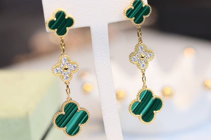 [Triumph Jewelry]CLOVER EARRINGS GOLD MALACHITE DIAMOND 3 MOTIF