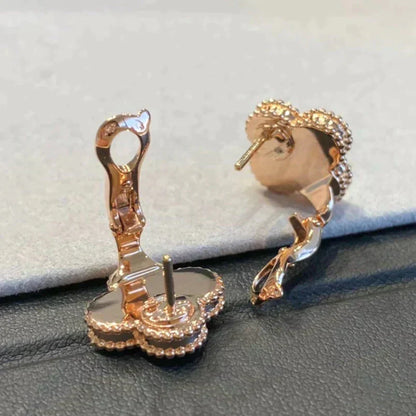 [Triumph Jewelry]CLOVER MEDIUM 1 MOTIFS GRAY MOP  DIAMOND EARRINGS
