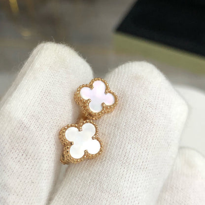 [Triumph Jewelry]CLOVER MINI GOLD EARRINGS
