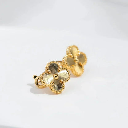 [Triumph Jewelry]CLOVER MEDIUM 1 MOTIFS LASER EARRINGS