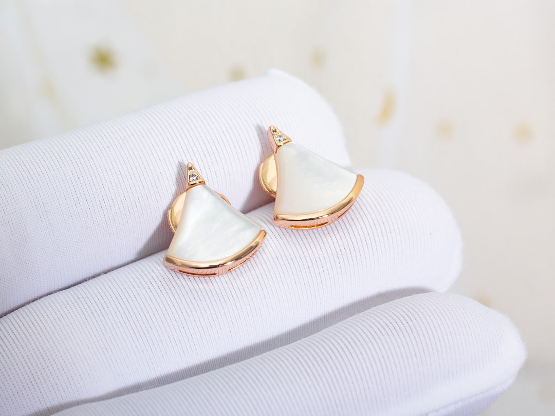 [Triumph Jewelry]DIVAS DREAM EARRINGS PINK GOLD