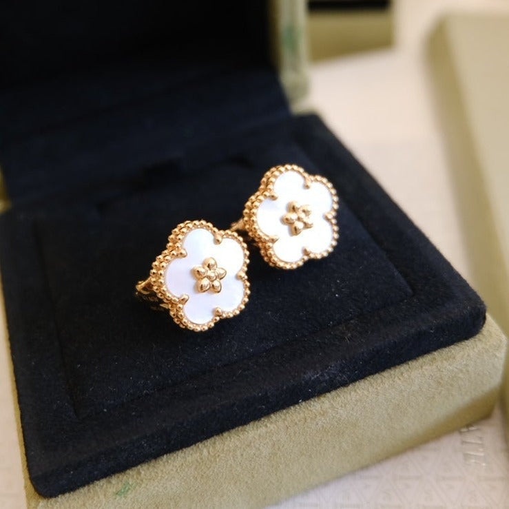 [Triumph Jewelry]LUCKY PINK GOLD WHITE MOP EARRINGS