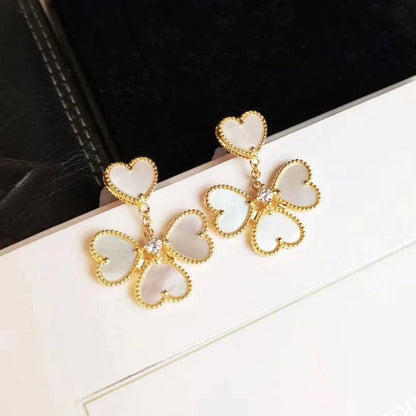 [Triumph Jewelry]CLOVER SWEET WHITE MOP EARRINGS