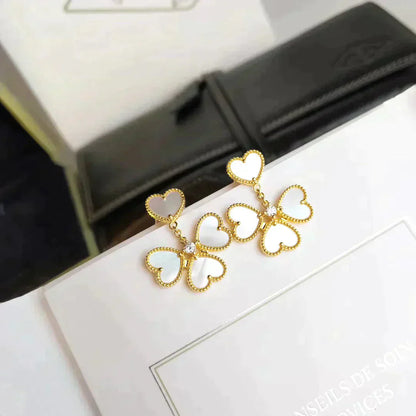 [Triumph Jewelry]CLOVER SWEET WHITE MOP EARRINGS