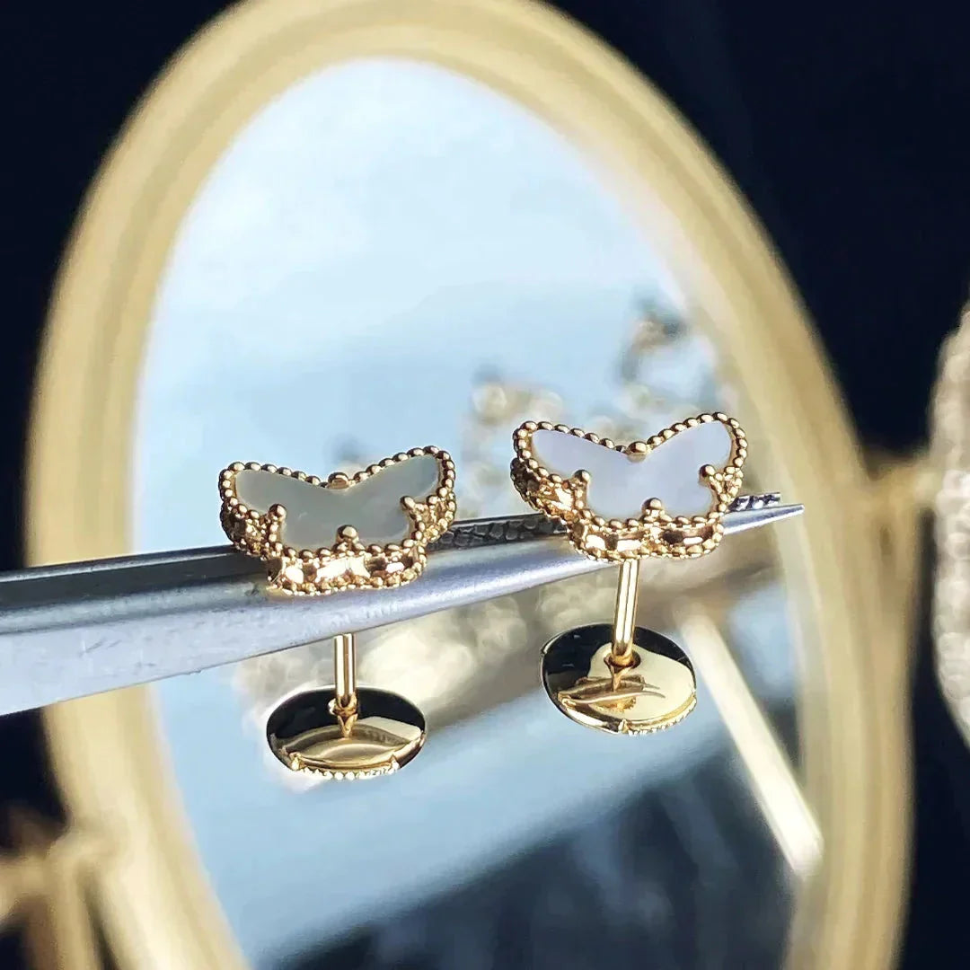 [Triumph Jewelry]SWEET BUTTERFLY MOP EARSTUDS
