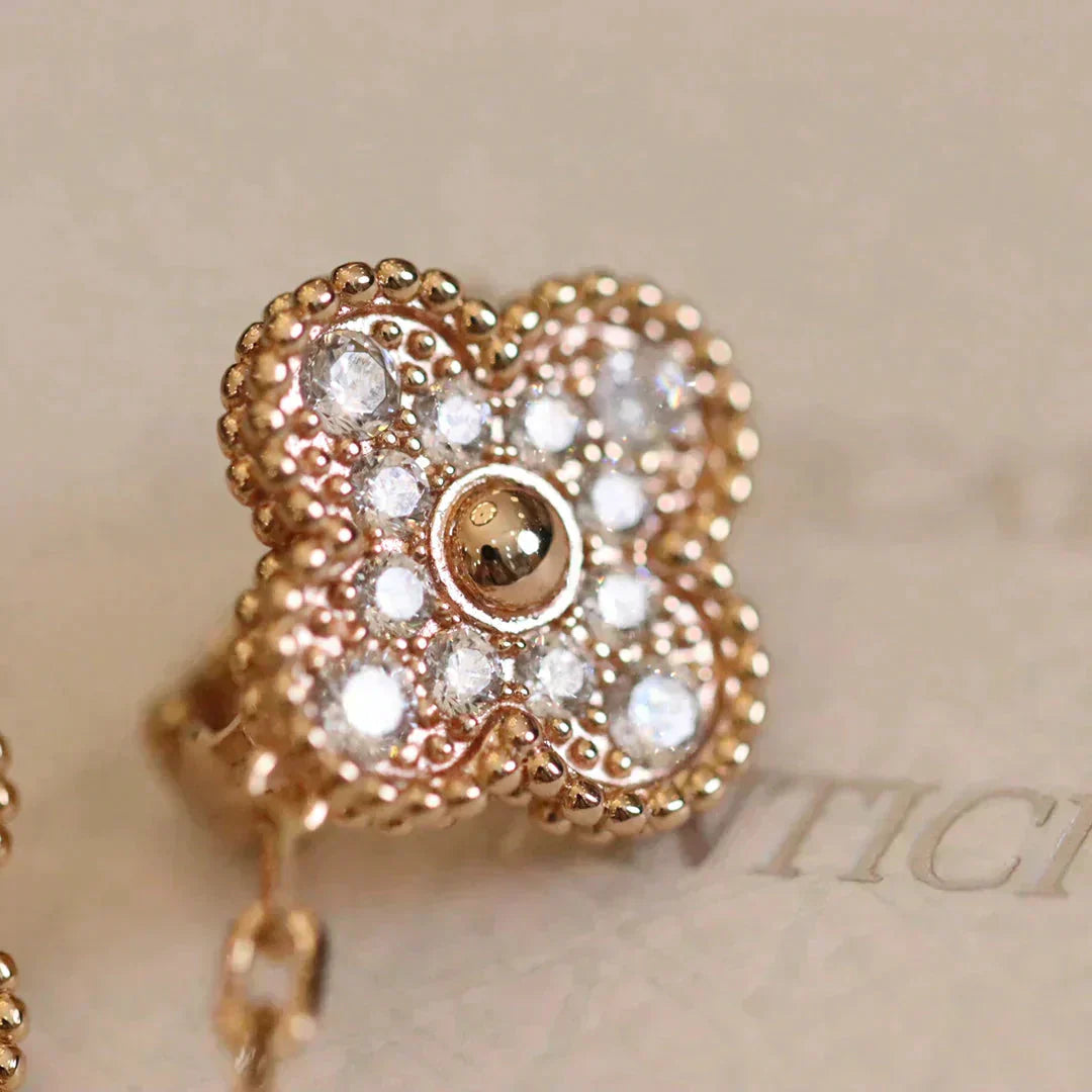 [Triumph Jewelry]CLOVER MEDIUM 1 MOTIFS FUll DIAMOND EARRINGS