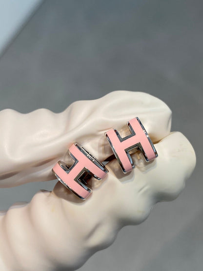[Triumph Jewelry]MINI POP H SILVER EARRINGS PINK