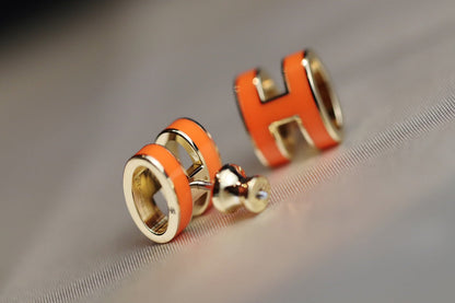 [Triumph Jewelry]MINI POP H EARRINGS ORANGE