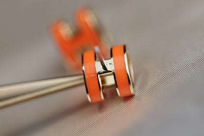 [Triumph Jewelry]MINI POP H EARRINGS ORANGE