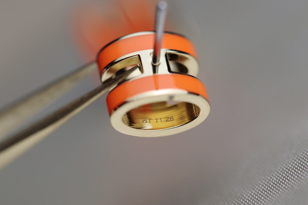 [Triumph Jewelry]MINI POP H EARRINGS ORANGE