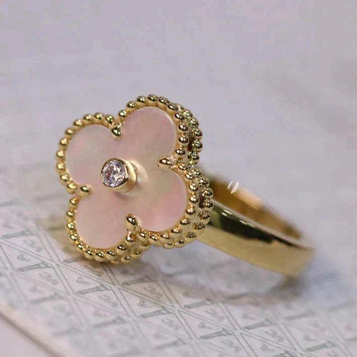 [Triumph Jewelry]CLOVER PINK MOP RING GOLD DIAMOND