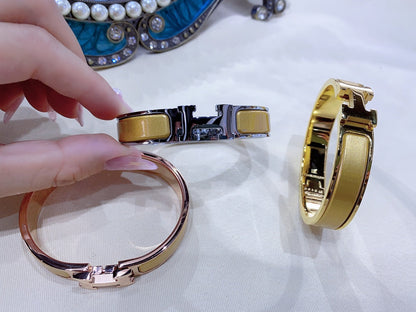 [Triumph Jewelry]H CHAMPAGNE BRACELET