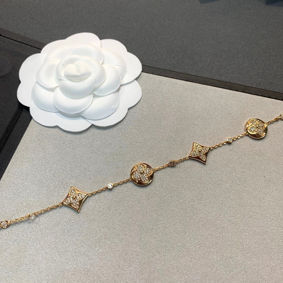 [Triumph Jewelry]STAR AND SUN 4 MOTIFS GOLD DIAMONDS BRACELET
