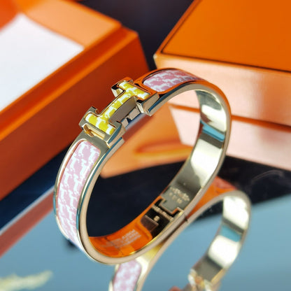 [Triumph Jewelry]H HORSE BRACELET 12MM