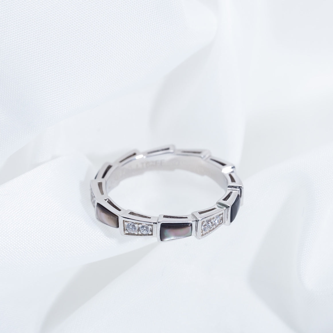 [Triumph Jewelry]SERPENTI RING SILVER  DIAMOND BLACK MOP 3MM