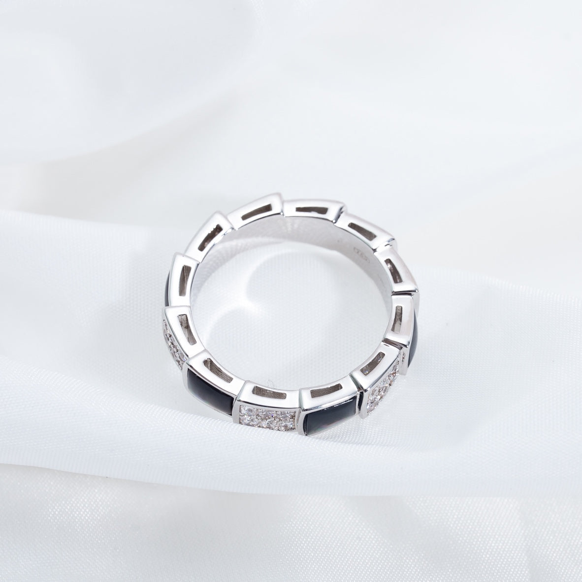 [Triumph Jewelry]SERPENTI RING SILVER DIAMOND BLACK MOP 4MM