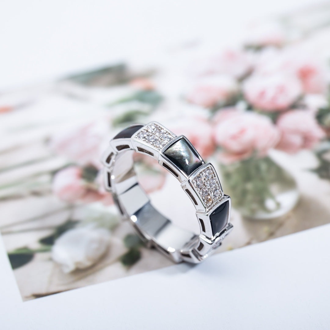 [Triumph Jewelry]SERPENTI RING SILVER DIAMOND BLACK MOP 4MM