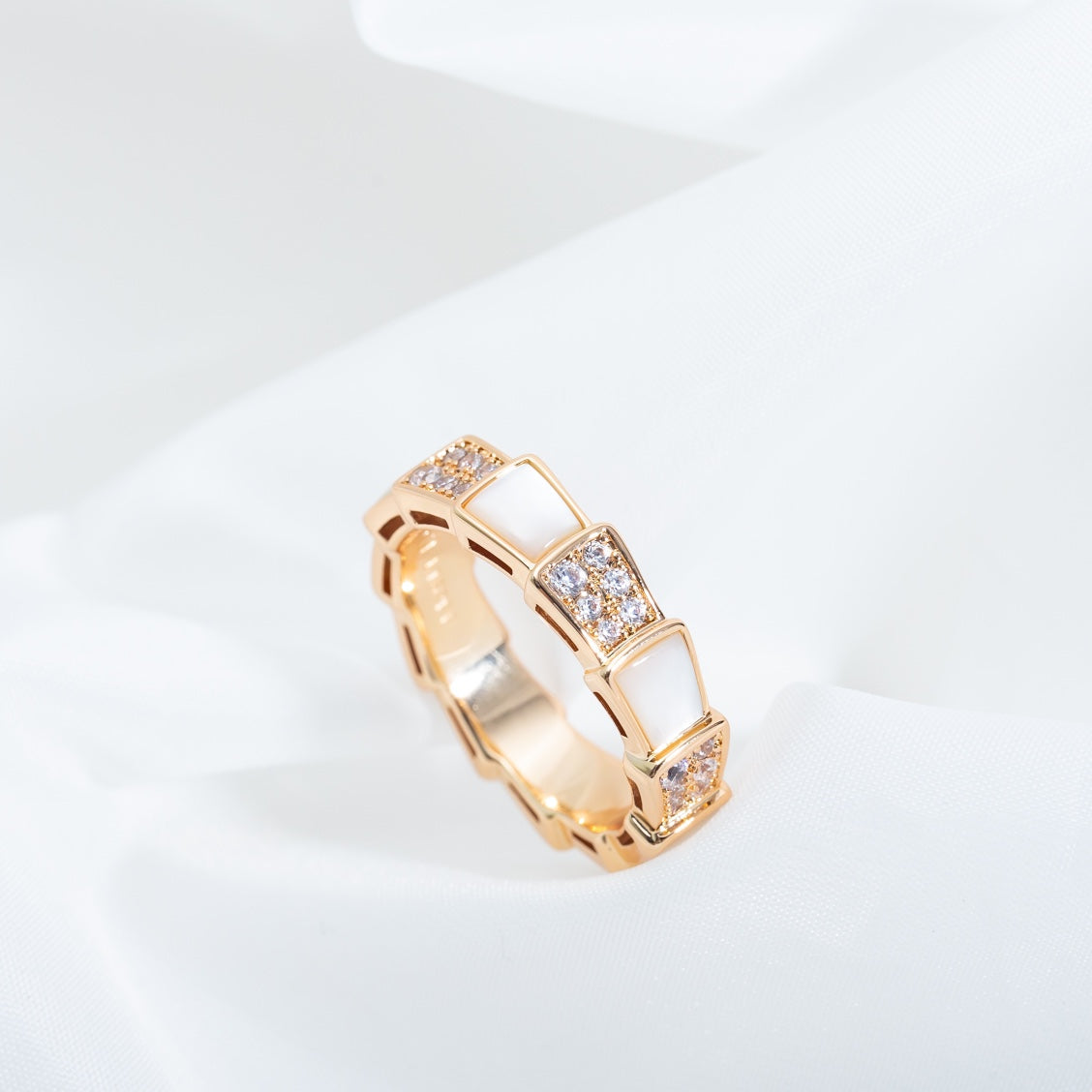 [Triumph Jewelry]SERPENTI RING PINK GOLD MOP DIAMOND PAVED 4MM