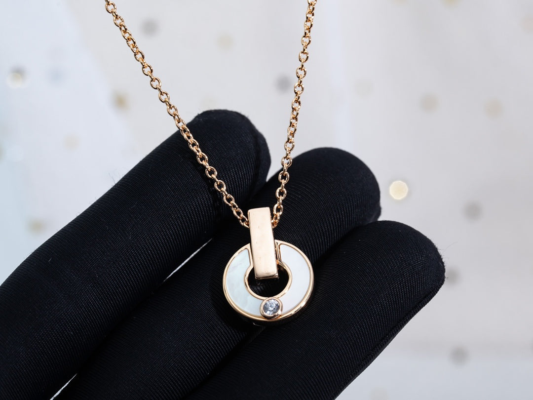 [Triumph Jewelry]GARI NECKLACE PINK GOLD MOP