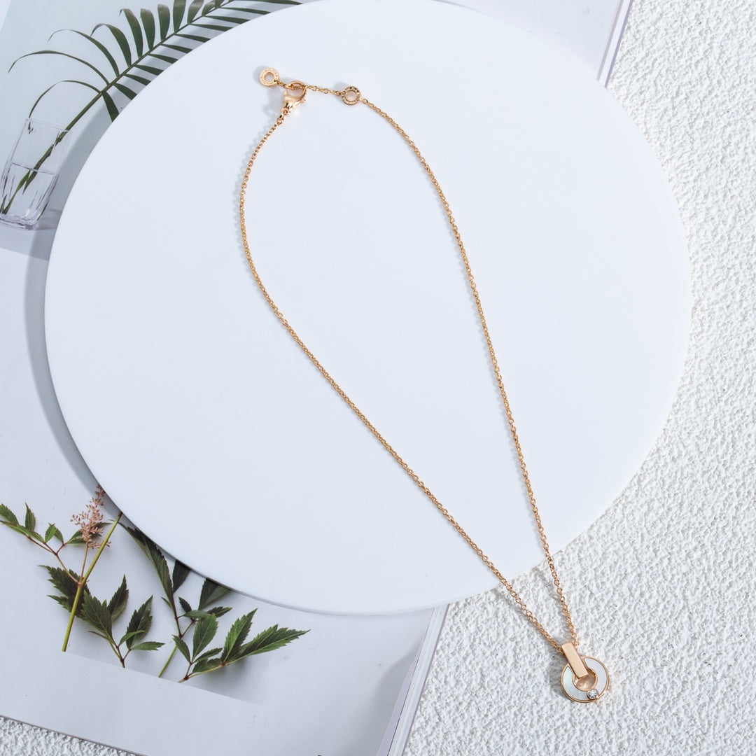 [Triumph Jewelry]GARI NECKLACE PINK GOLD MOP