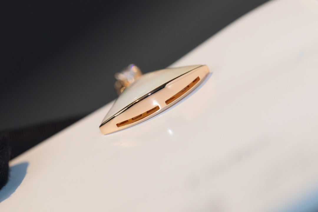 [Triumph Jewelry]DREAM NECKLACE WHITE MOP PINK GOLD 1 DIAMOND