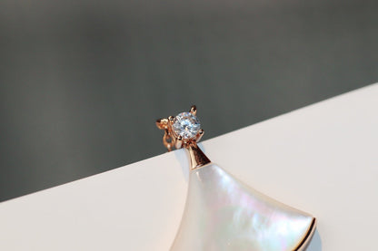 [Triumph Jewelry]DREAM NECKLACE WHITE MOP PINK GOLD 1 DIAMOND