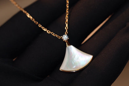 [Triumph Jewelry]DREAM NECKLACE WHITE MOP PINK GOLD 1 DIAMOND