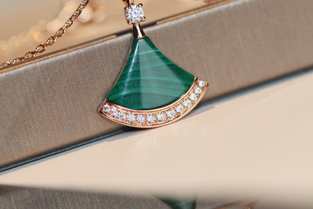 [Triumph Jewelry]DREAM NECKLACE MALACHITE DIAMOND