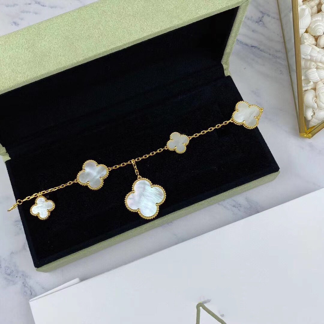 [Triumph Jewelry]MAGIC CLOVER MOP GOLD BRACELET 5 MOTIFS
