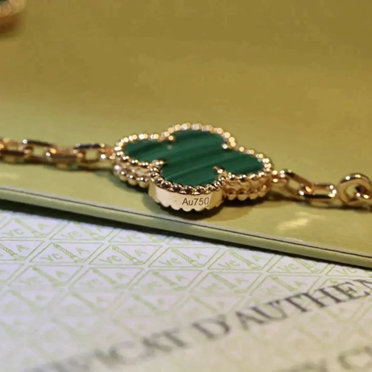 [Triumph Jewelry] CLOVER 5 MOTIF MALACHITE BRACELET COLLECTION