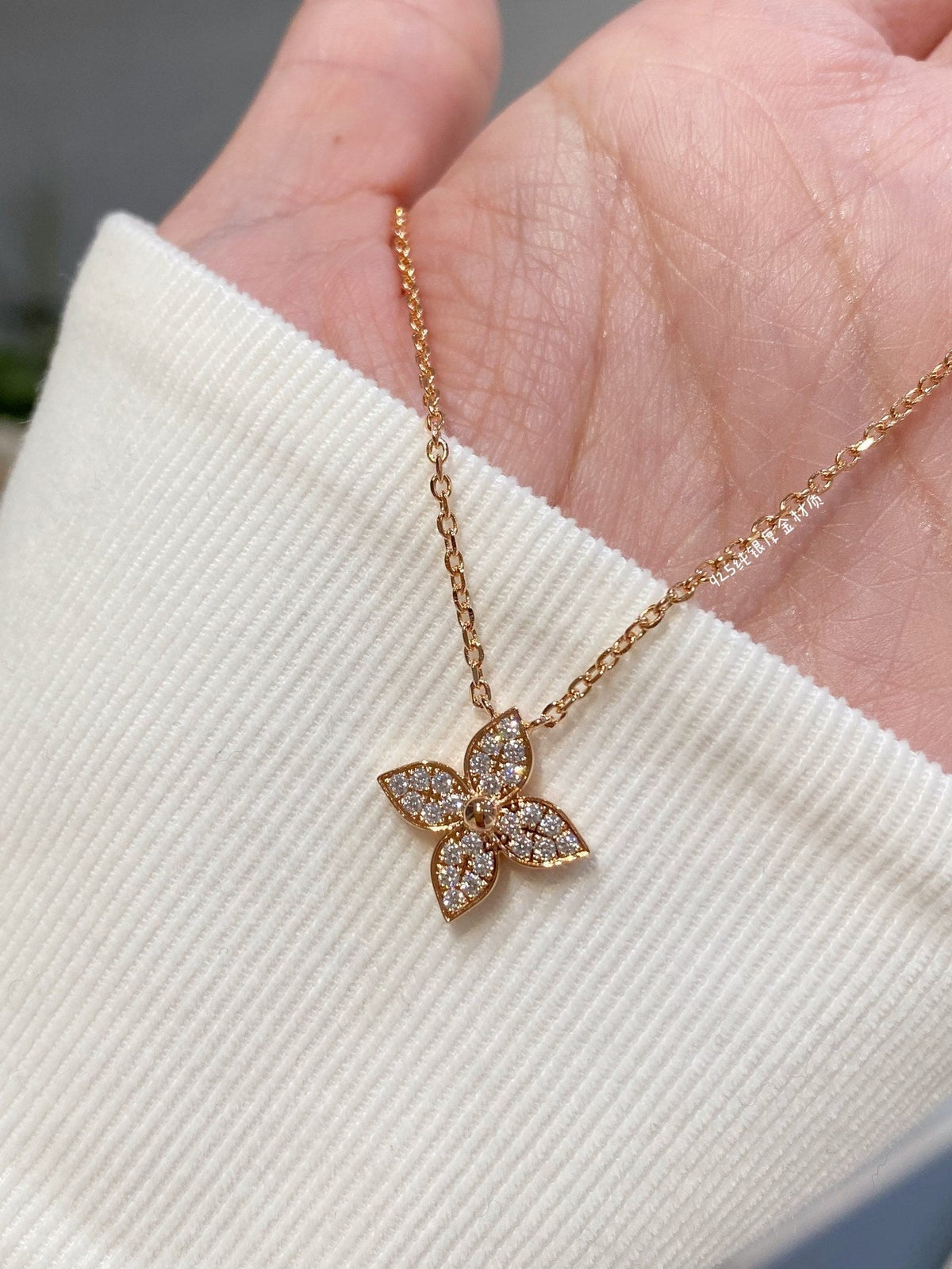 [Triumph Jewelry]STAR DIAMOND NECKALCE