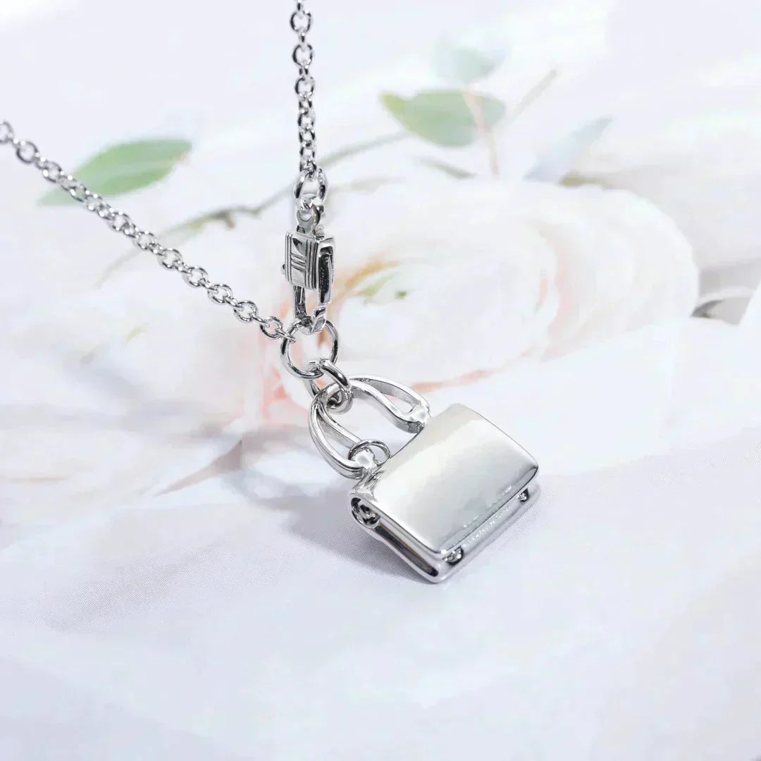 [Triumph Jewelry]AMULETTE PEDANT SILVER NECKLACE