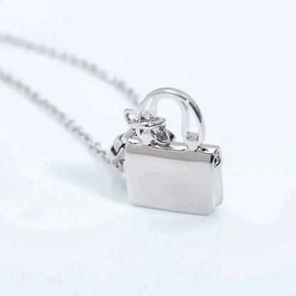 [Triumph Jewelry]AMULETTE PEDANT SILVER NECKLACE