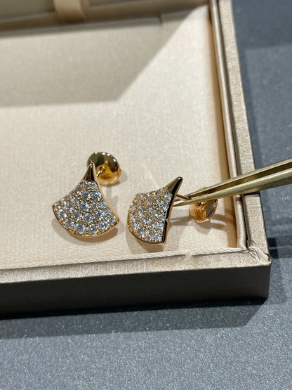 [Triumph Jewelry]DREAM STUD EARRINGS DIAMOND