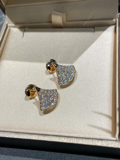 [Triumph Jewelry]DREAM STUD EARRINGS DIAMOND