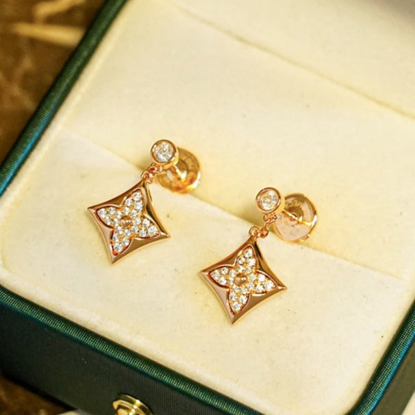 [Triumph Jewelry]STAR DIAMONDS EARRINGS GOLD