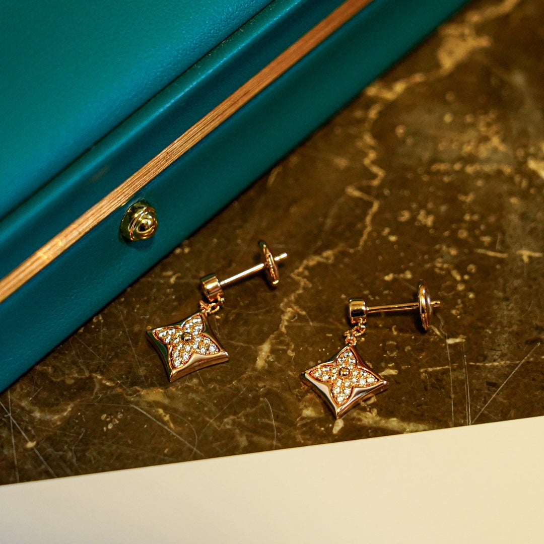 [Triumph Jewelry]STAR DIAMONDS EARRINGS GOLD