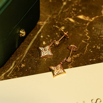 [Triumph Jewelry]STAR DIAMONDS EARRINGS GOLD