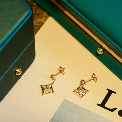 [Triumph Jewelry]STAR DIAMONDS EARRINGS GOLD