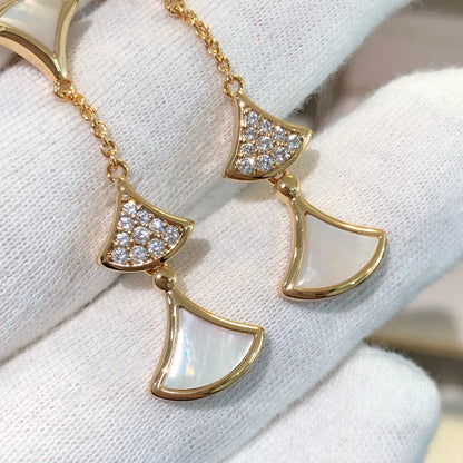 [Triumph Jewelry]DREAM EARRINGS 3 MOTIFS DIAMOND MOP PINK GOLD