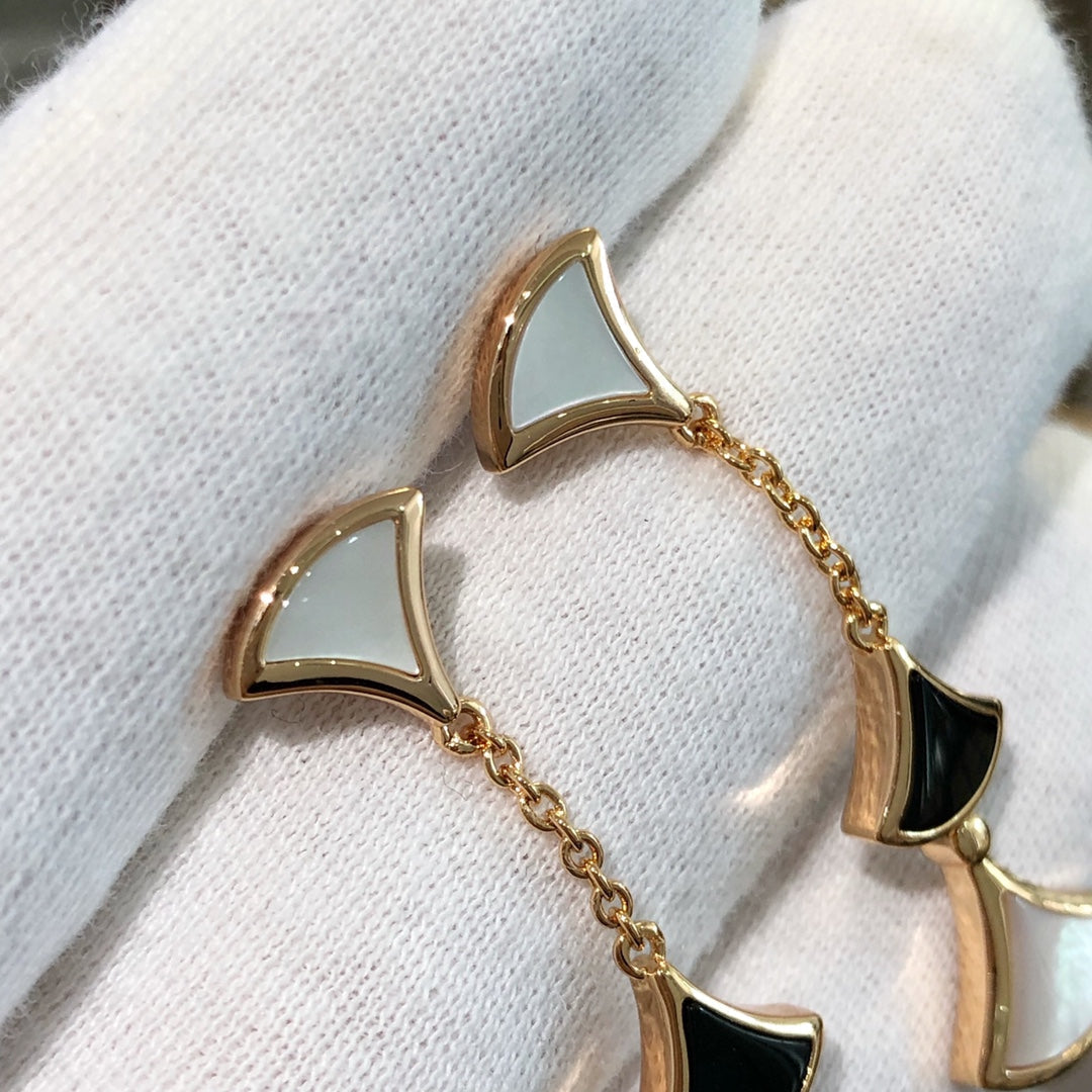 [Triumph Jewelry]DREAM EARRINGS 3 MOTIFS ONYX MOP PINK GOLD