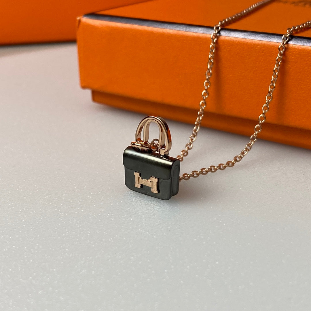 [Triumph Jewelry]CONSTANCE BLACK PEDANT PINK GOLD NECKLACE