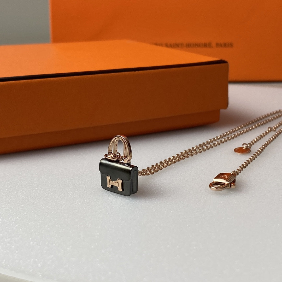 [Triumph Jewelry]CONSTANCE BLACK PEDANT PINK GOLD NECKLACE